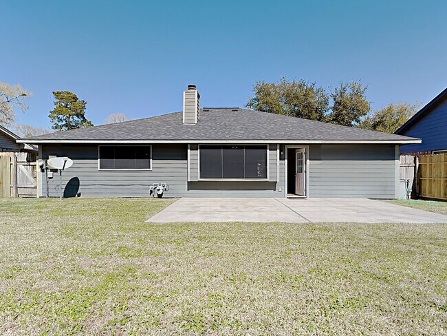 Building Photo - 24111 Spring Towne Dr