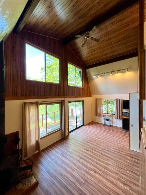 Building Photo - 160 S Solmar Dr