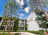 Building Photo - 8701 Delgany Ave