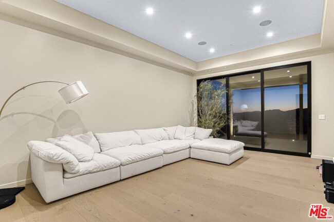 Building Photo - 22570 S Summit Ridge Cir