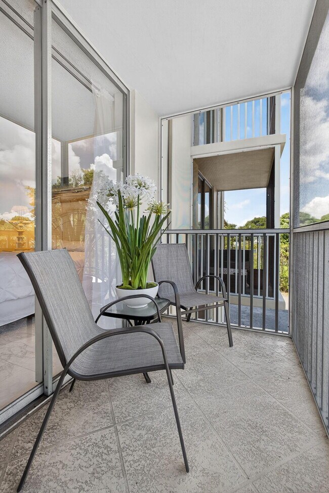 Building Photo - 1131 SE 4th St