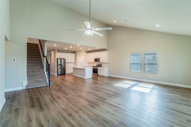 Building Photo - 3317 Evening View