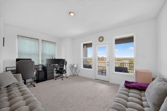 Building Photo - 7410 Wildrye Mdw Ln