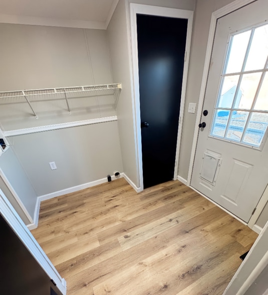 Building Photo - 2552 Smith Ave