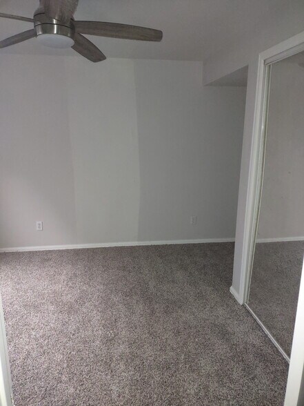 Building Photo - 4107 Brush Creek Rd