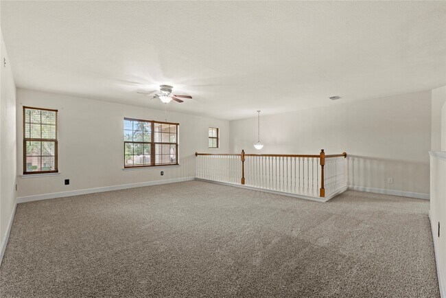 Building Photo - 16703 Summer Cypress Ct