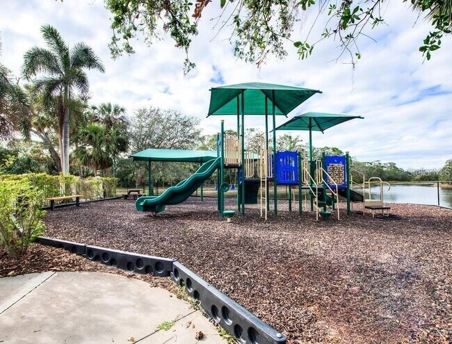 Building Photo - 5282 Far Oak Cir