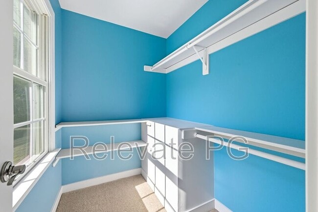 Building Photo - 1704 Clear Springs Cir