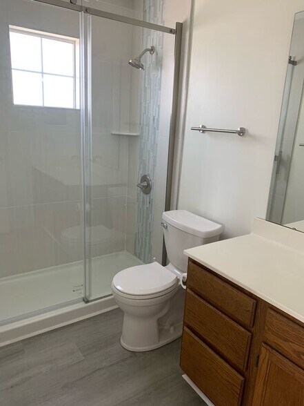 Building Photo - 18883 Vineyard Point Ln