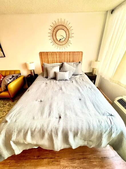 Sleeping Area - 1700 Clinch Ave