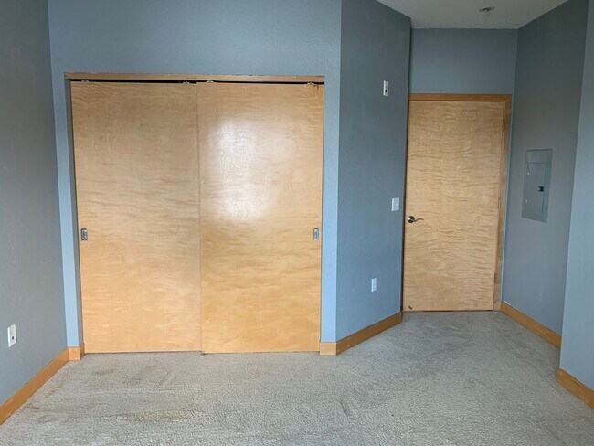 2nd Bedroom/Closet - 4750 E 53rd St