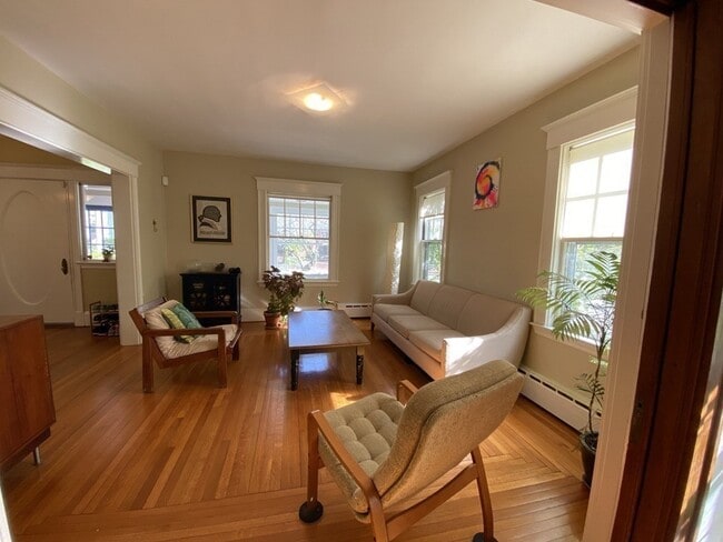 Building Photo - 153 Upland Rd