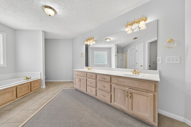 Building Photo - 118 Wynbrooke Trace