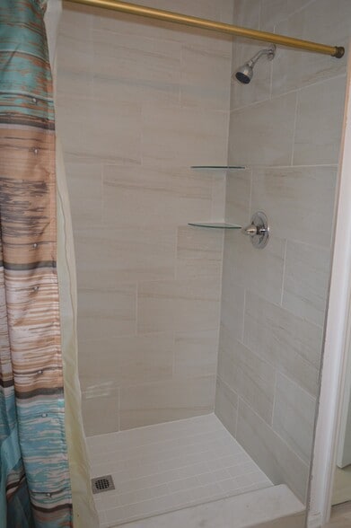 Building Photo - 2173 Martingale Pl