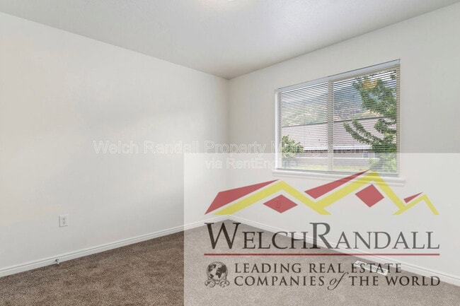 Building Photo - 1428 N 2575 E