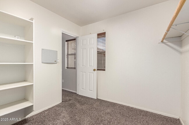 Building Photo - 21127 E Avenida Del Valle