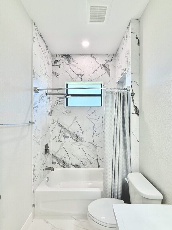 Building Photo - 20 Coxswain Dr