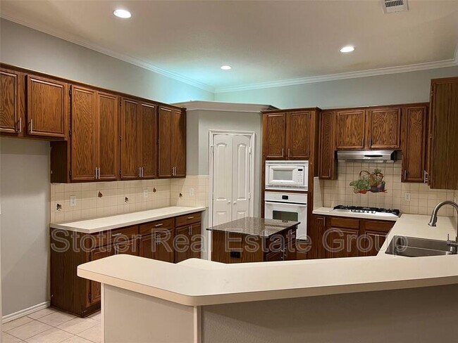 Building Photo - 829 Ash Grove Ln