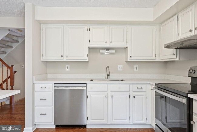 Building Photo - 1118 Casper Dr