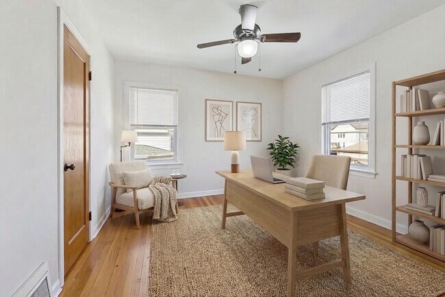 Building Photo - 3423 N Springfield Ave