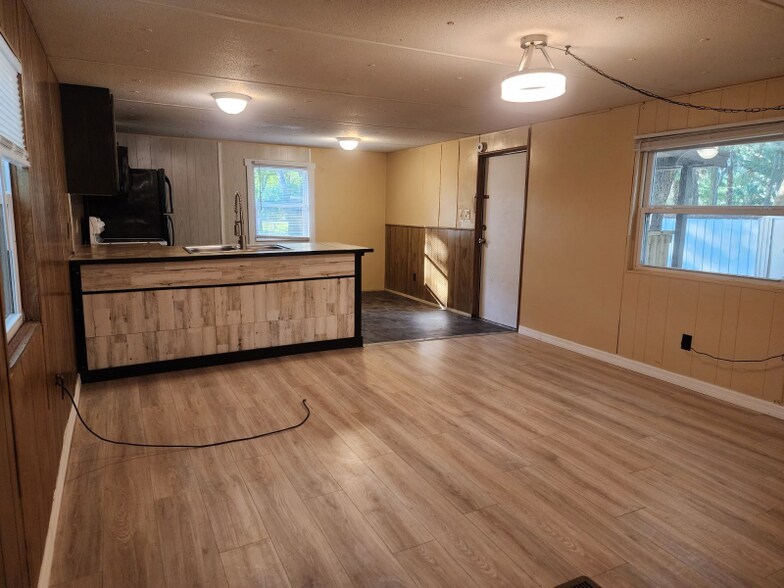 Building Photo - 10378 Camp Mack Rd