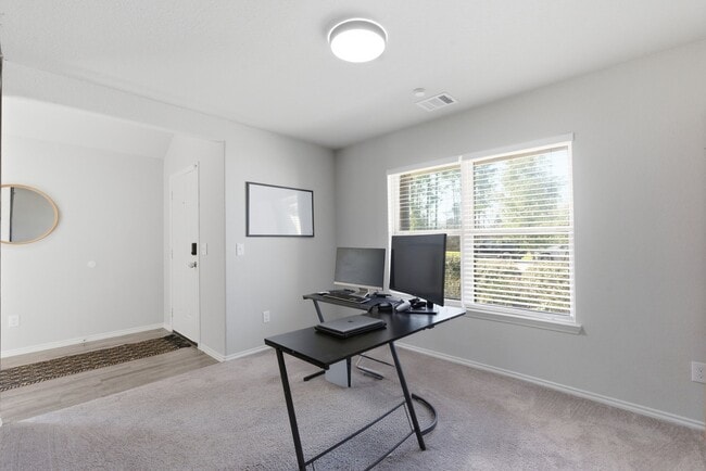 Building Photo - 8027 Dauntless Dr