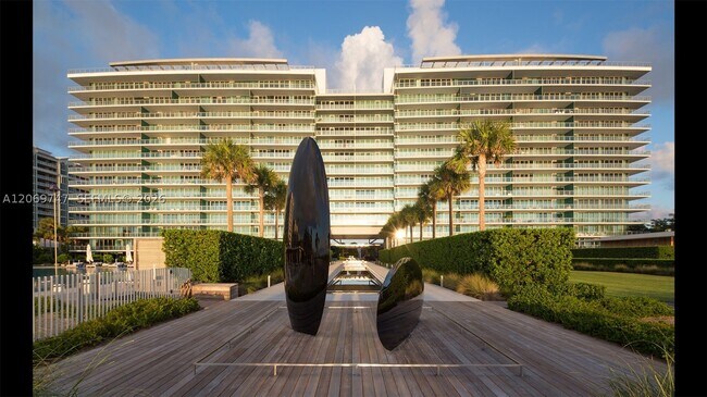 Building Photo - 360 Ocean Dr