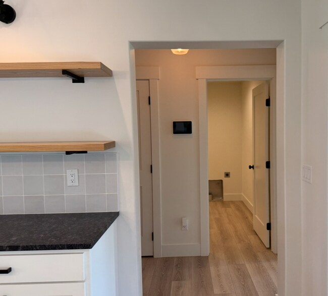Building Photo - Stunning Kalispell Home in Silverbrook nei...