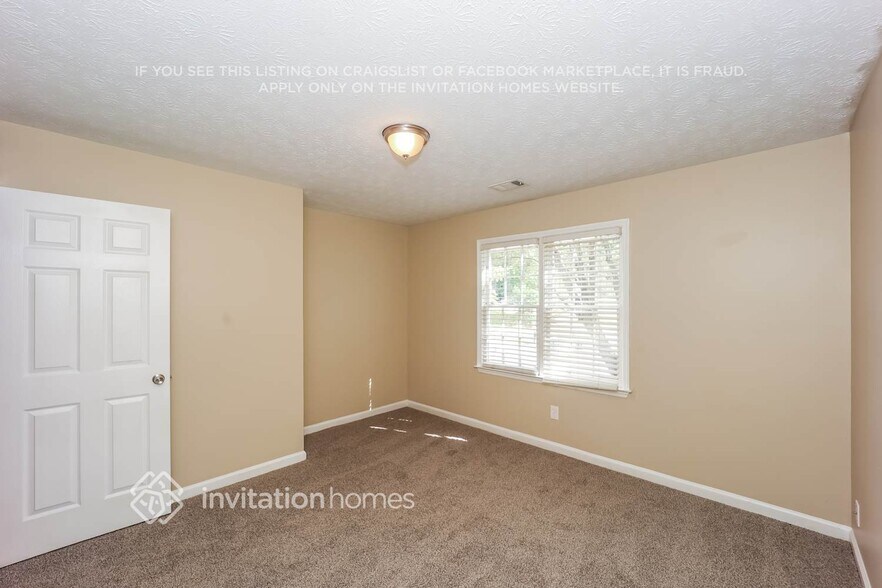 Building Photo - 2114 Shillings Chase Dr