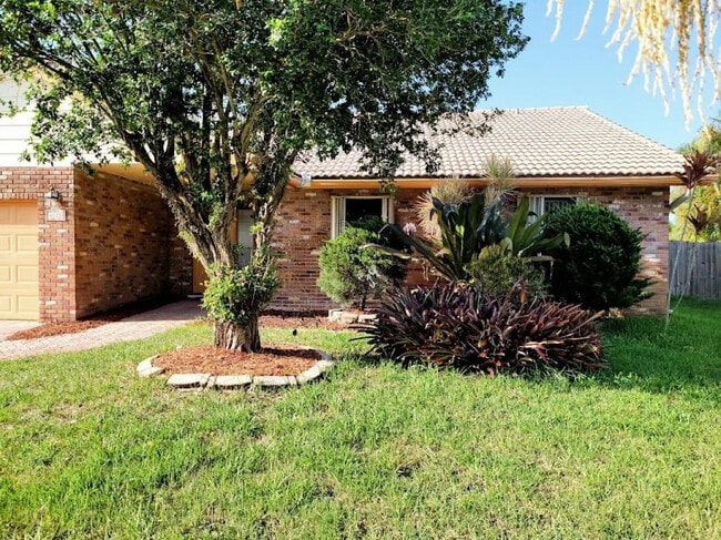 Building Photo - 4115 NW 70th Way