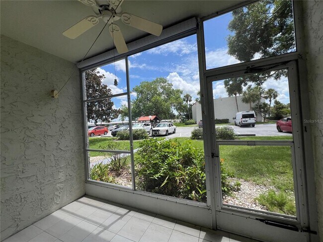 Building Photo - 3203 S Beneva Rd