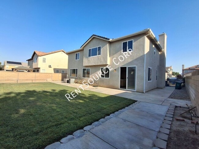 Building Photo - 1114 Cambridge Ct