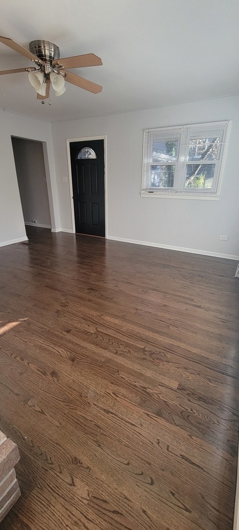 Building Photo - 6921 Clarendon Hills Rd