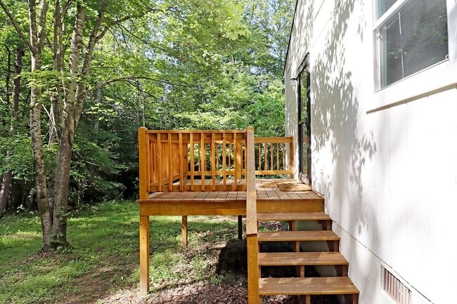 Building Photo - Pet-Friendly Crozet Cottage in a Private W...