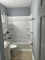 Building Photo - 85 Riverview Pl