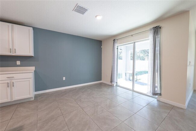 Building Photo - 11272 SE 67th Cir