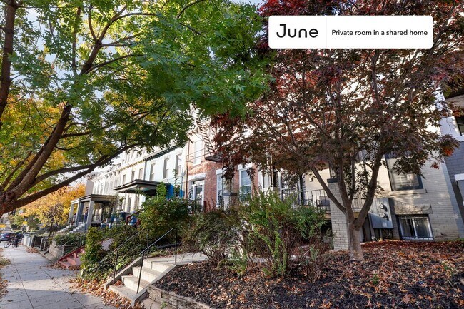 Building Photo - Room in Shared 5 bed/7 bath home