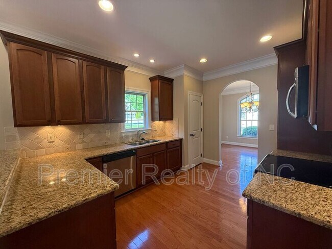 Building Photo - 1476 Neville Gardens Ln