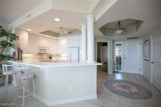 Building Photo - 430 Cove Tower Dr