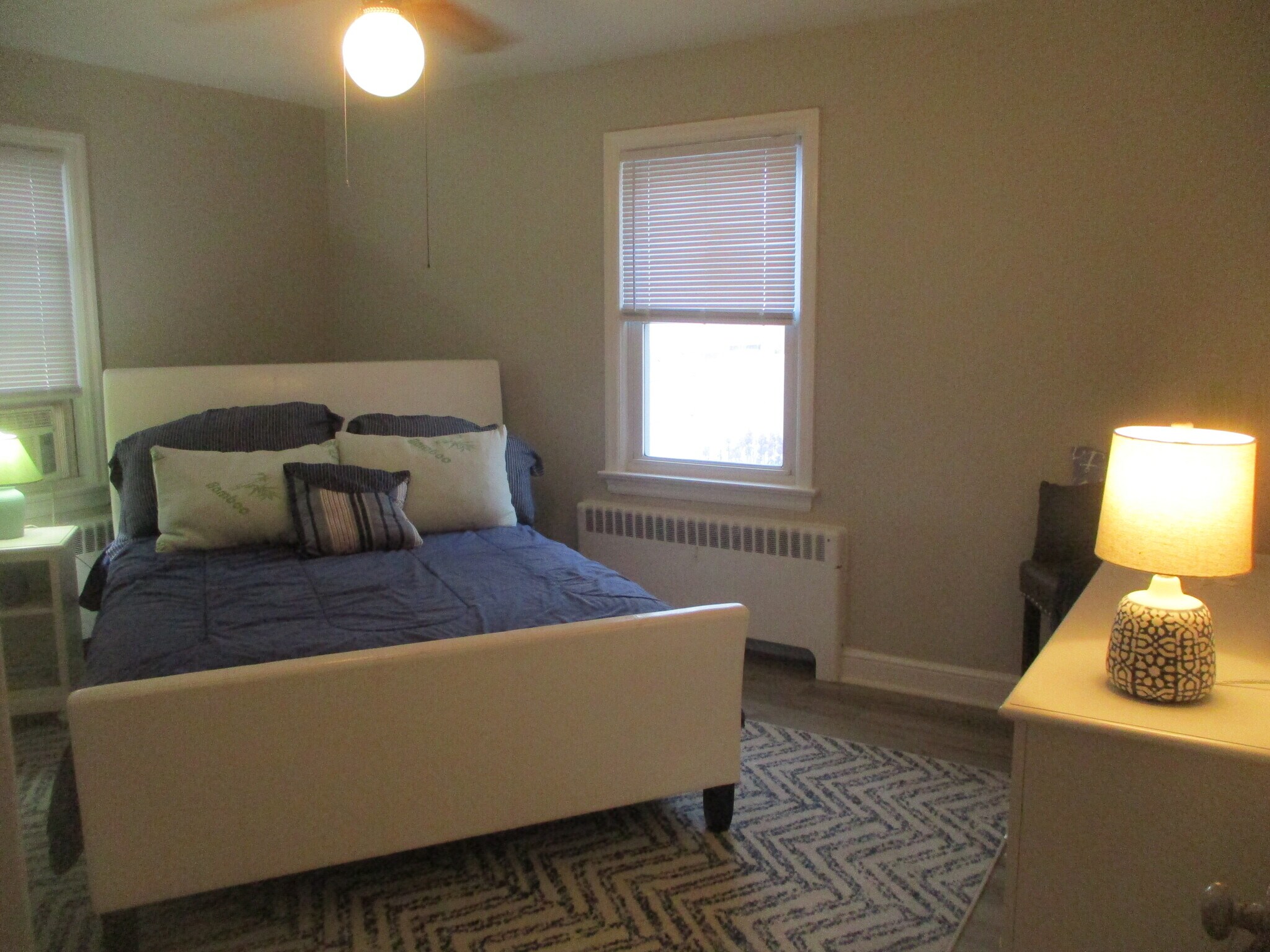 Bedroom 1 - 11 S Gladstone Ave