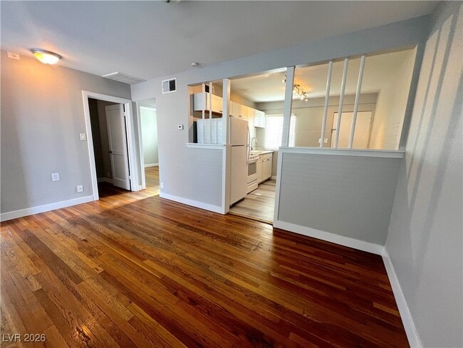 Building Photo - 225 S 10th St