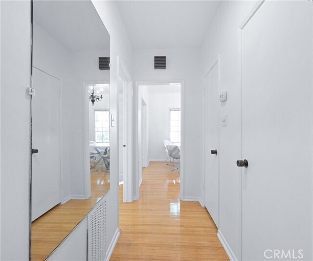 Building Photo - 149 Crescent Dr