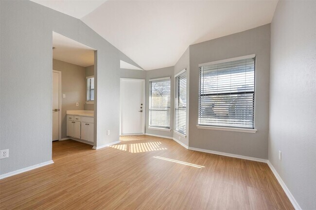 Building Photo - 5301 Indio Cove