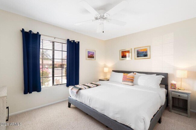 Building Photo - 8742 E San Daniel Dr