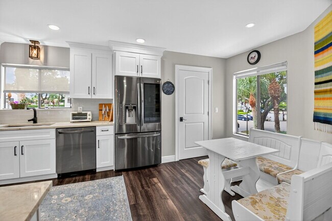 Building Photo - 15307 Strathearn Dr