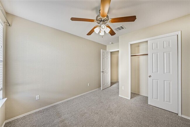 Building Photo - 20009 Hawk Hood Dr