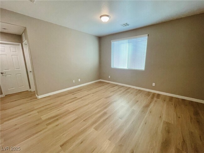 Building Photo - 5358 Panaca Spring St
