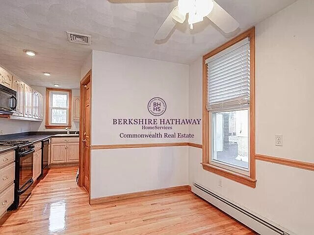 Building Photo - 24 Burnside Ave