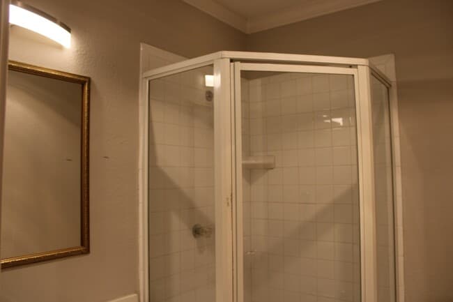 Building Photo - 10622 Hermosa Dr