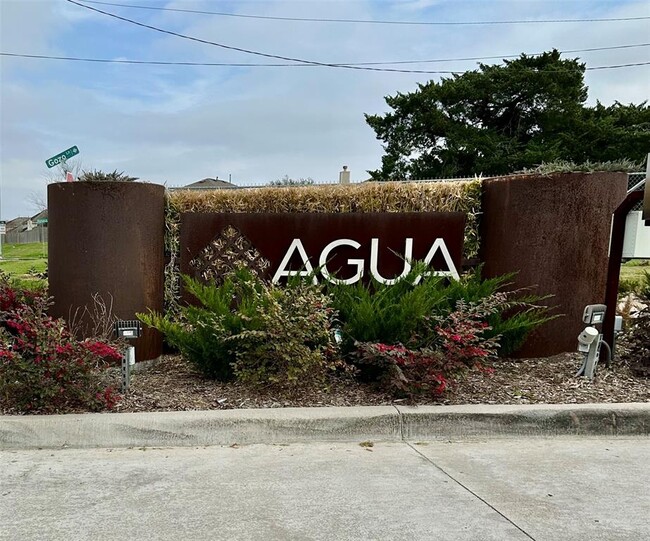 Building Photo - 4402 Bora Bora Ln